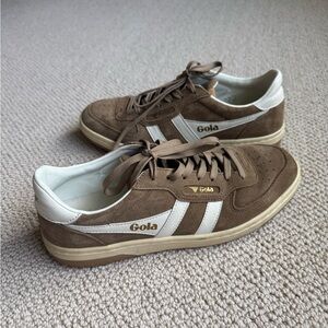 Gola women’s Hawk suede sneakers size 39/8